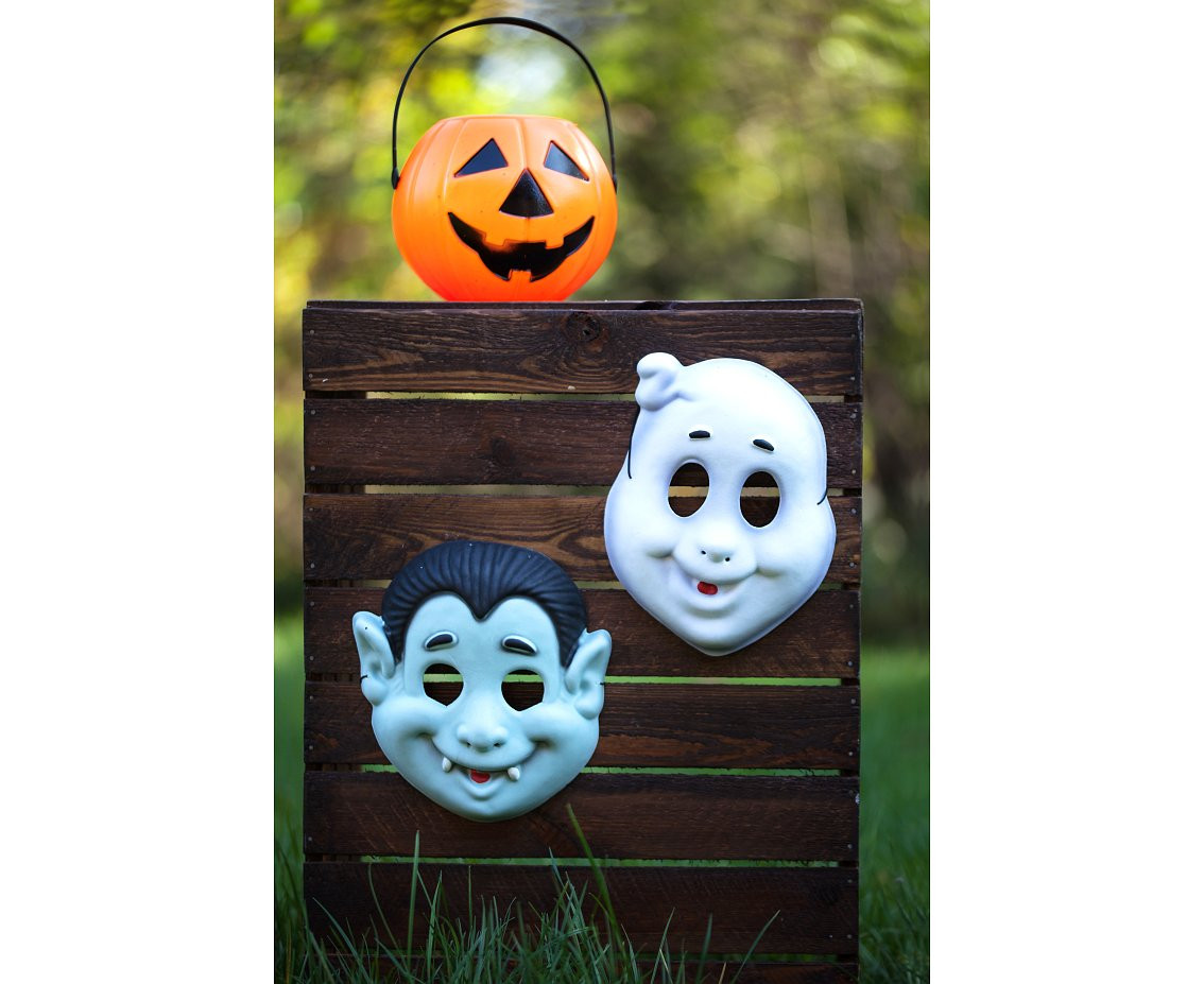 Pumpkin bucket