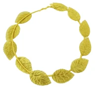 Golden laurel wreath