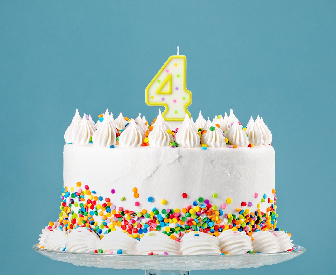 Birthday candle Polka Dots - digit 4, 8 cm