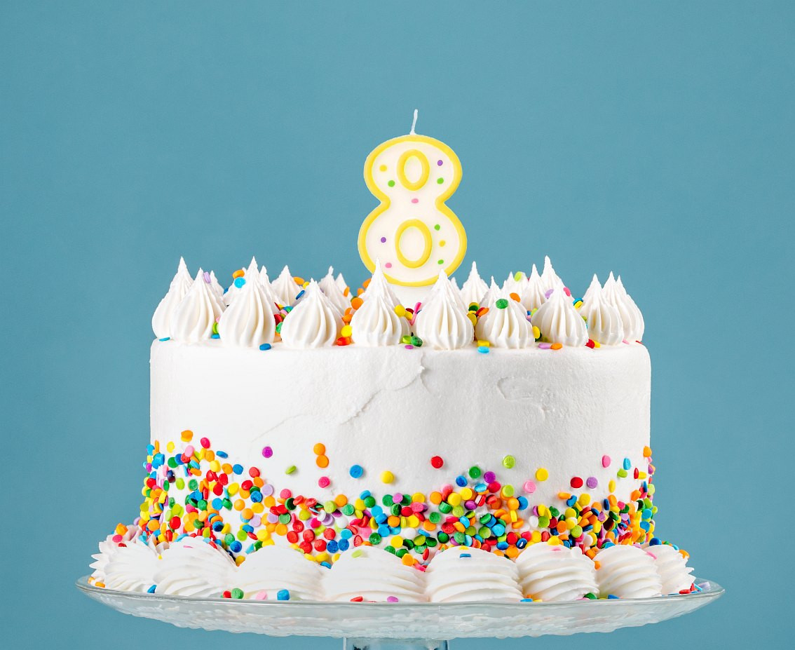 Candle number with dots 8, 8 cm