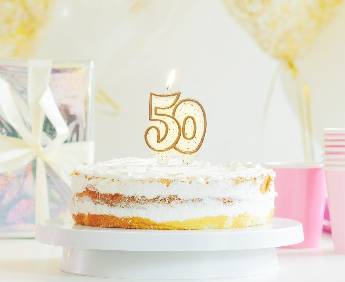 Double digit candle "50", gold outline, 8 cm
