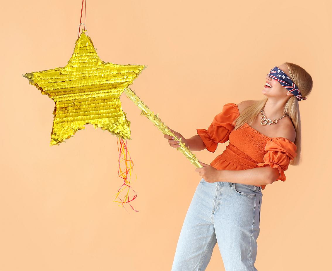 "Star" Pinata, metallic, size 45x44x9 cm