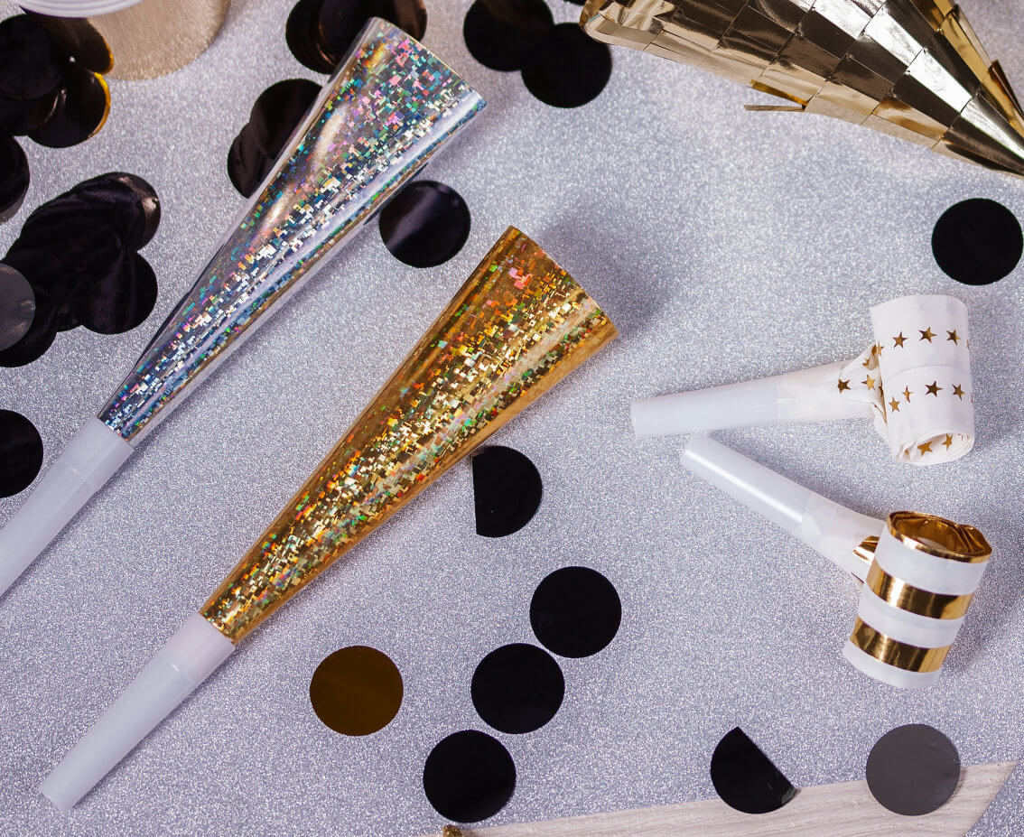 Holographic blowouts, gold with white mouthpiece / 100 pcs.