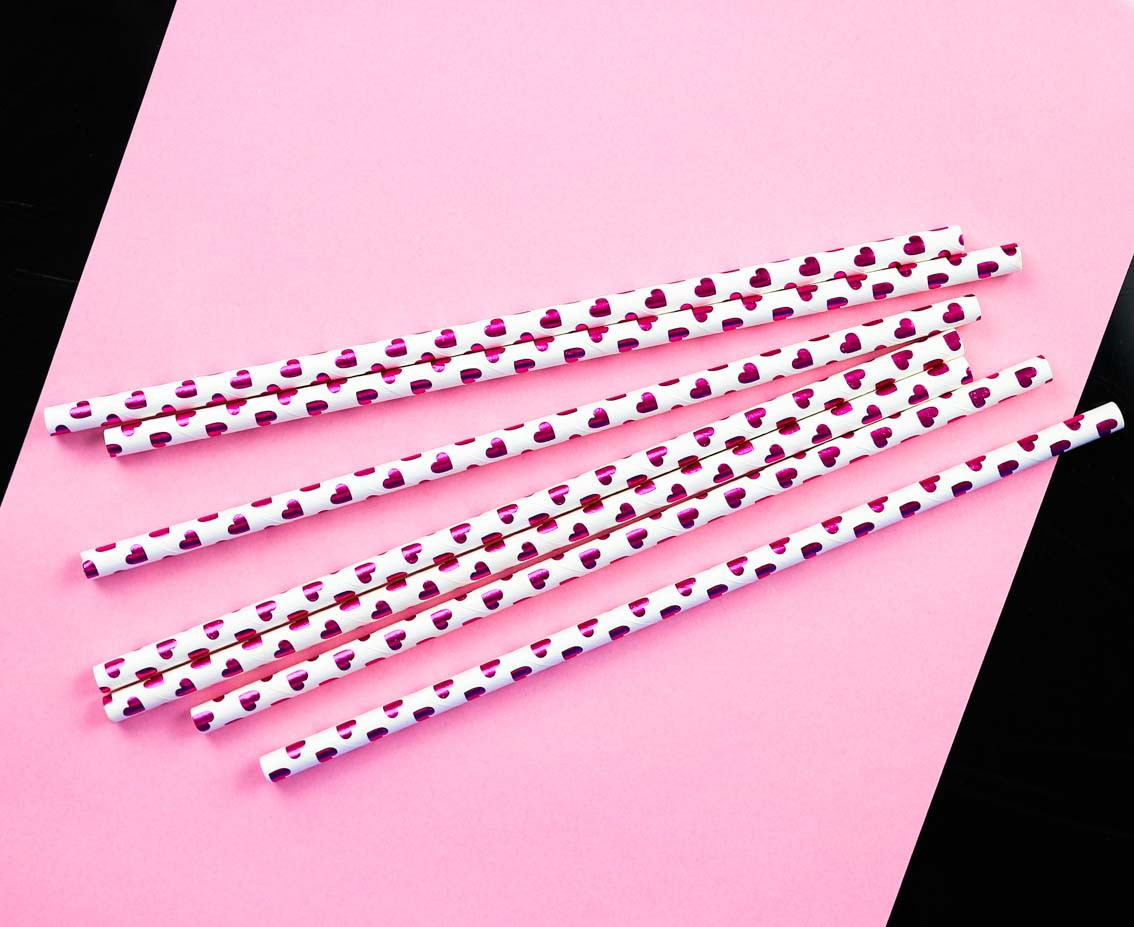 Drinking paper straws, purple hearts, 6x197 mm / 12 pcs EOL