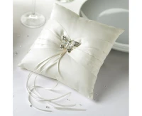 Ring cushion Elegant butterfly, ivory