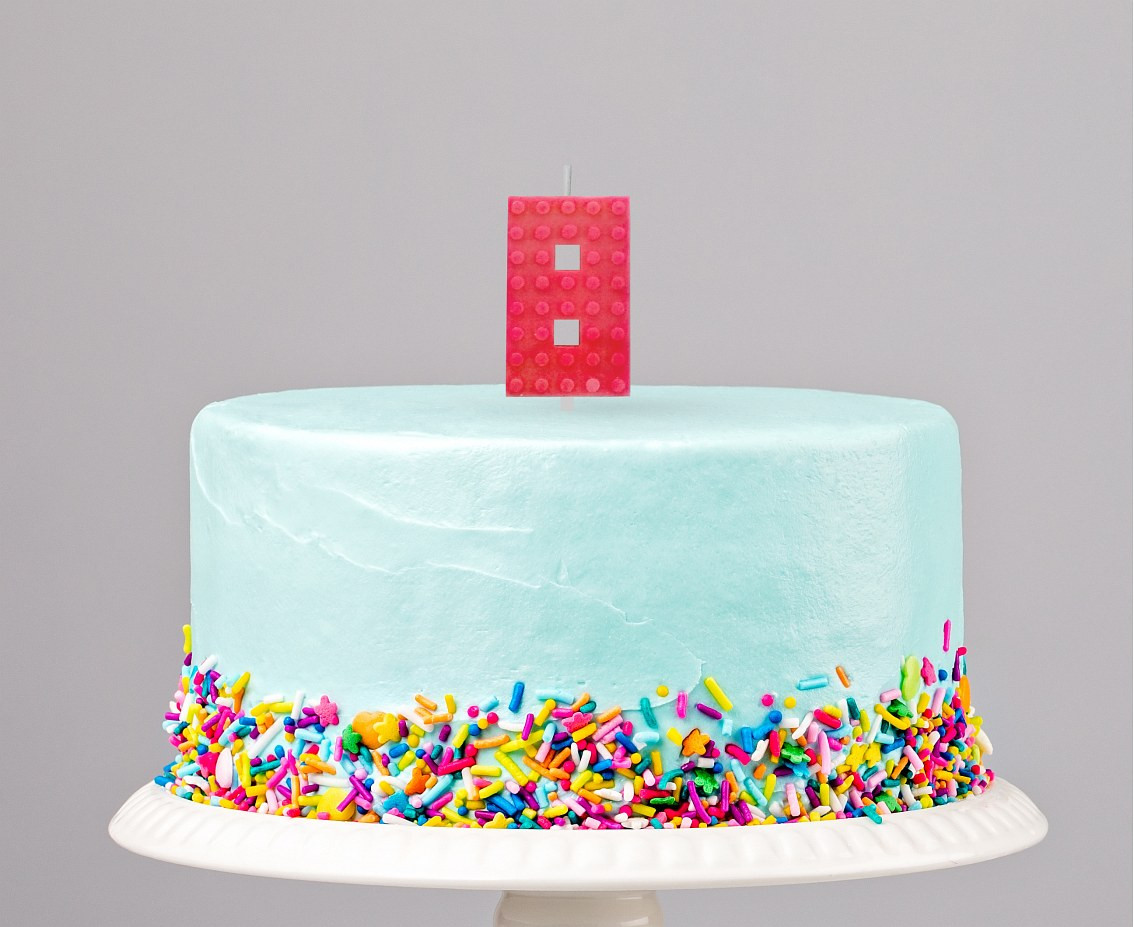Building Blocks birthday candle, digit 8, size 5.5 cm
