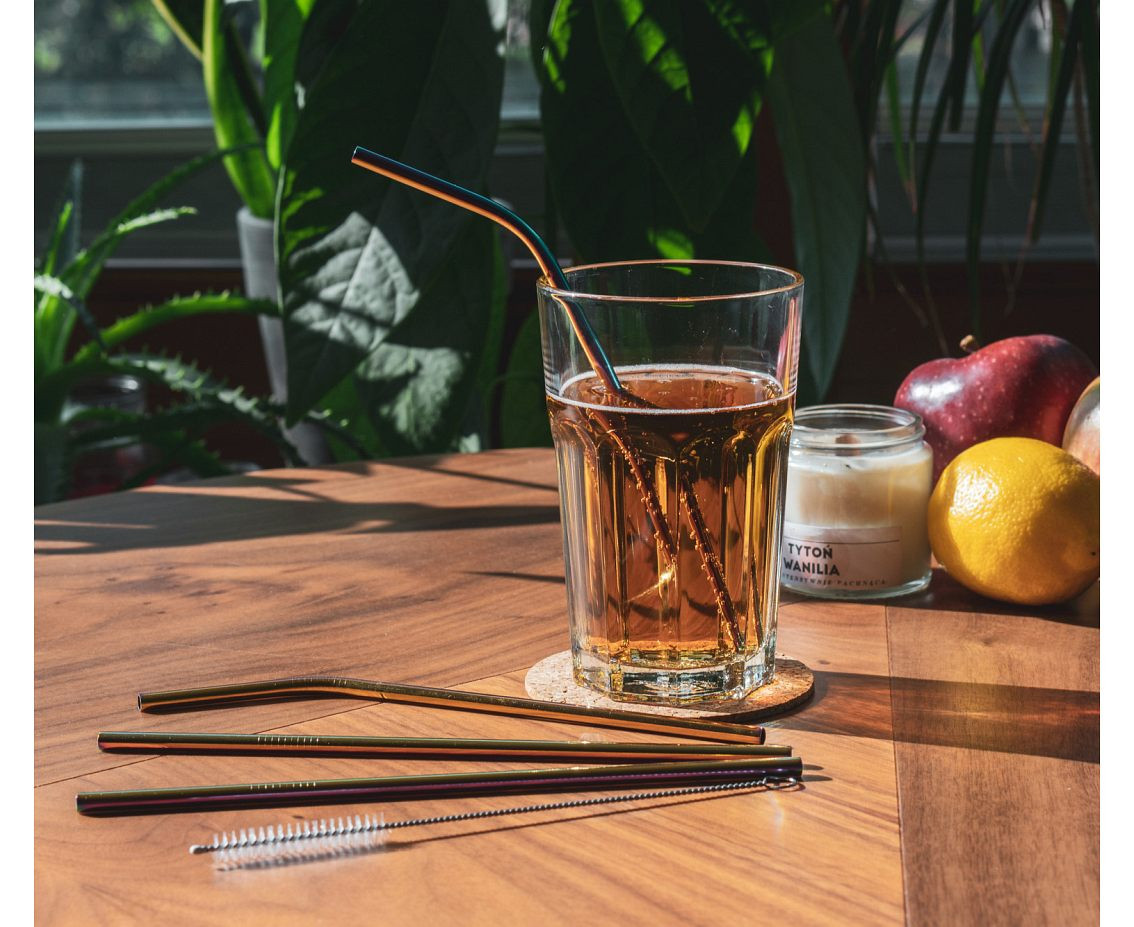 Stainless steel straws, rainbow (2 x bent, 2 x straight + cleaning brush) EOL
