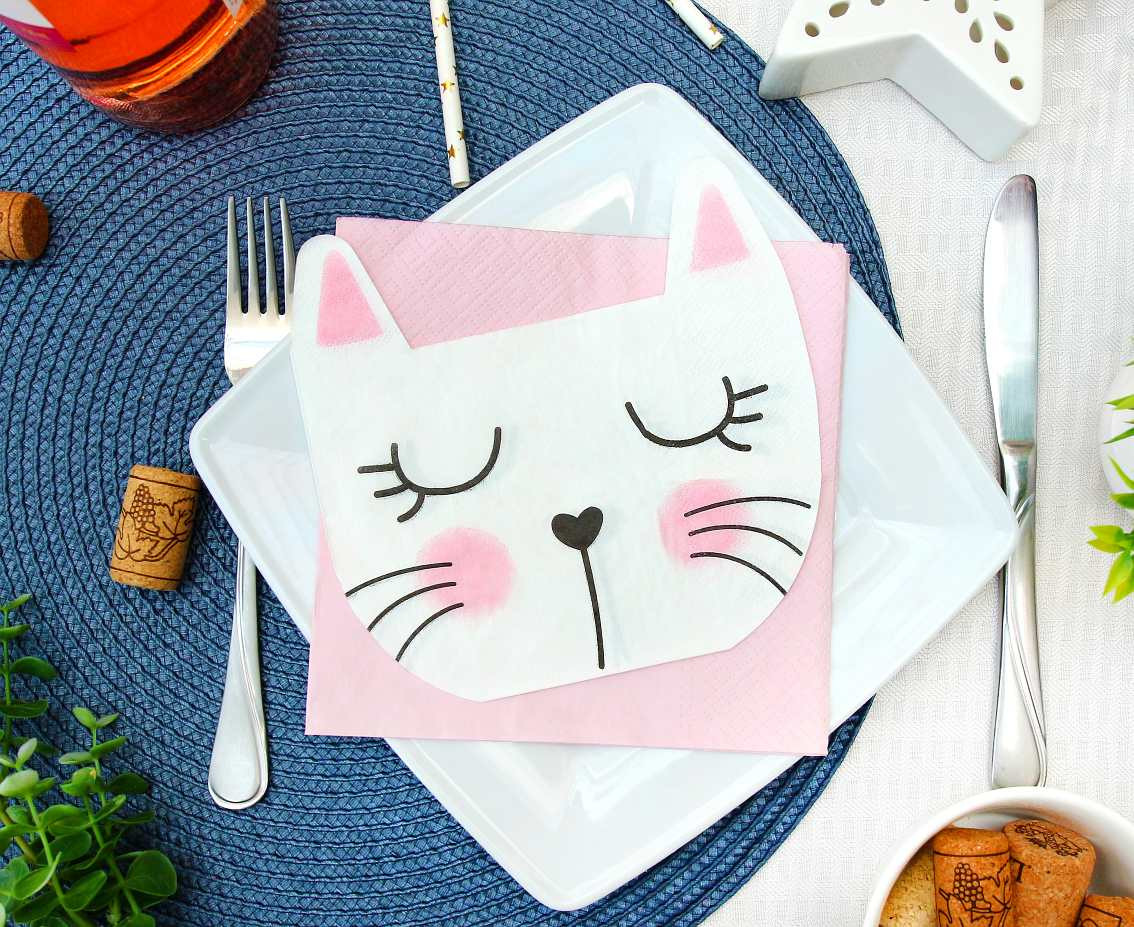 Paper napkins Cat, 33 x 33 cm, 2 ply, 12 pcs.
