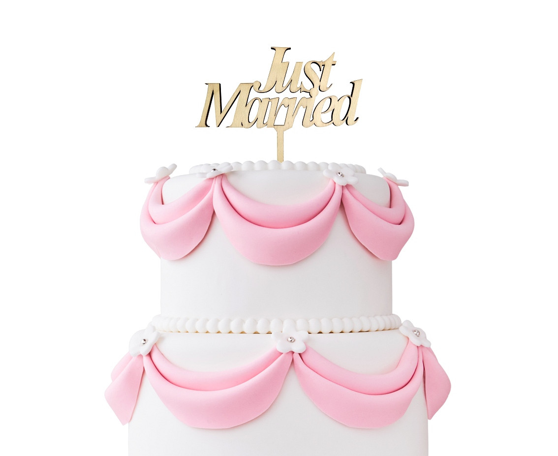 Wooden cake decoration Just Married, 13 x 14 cm EOL