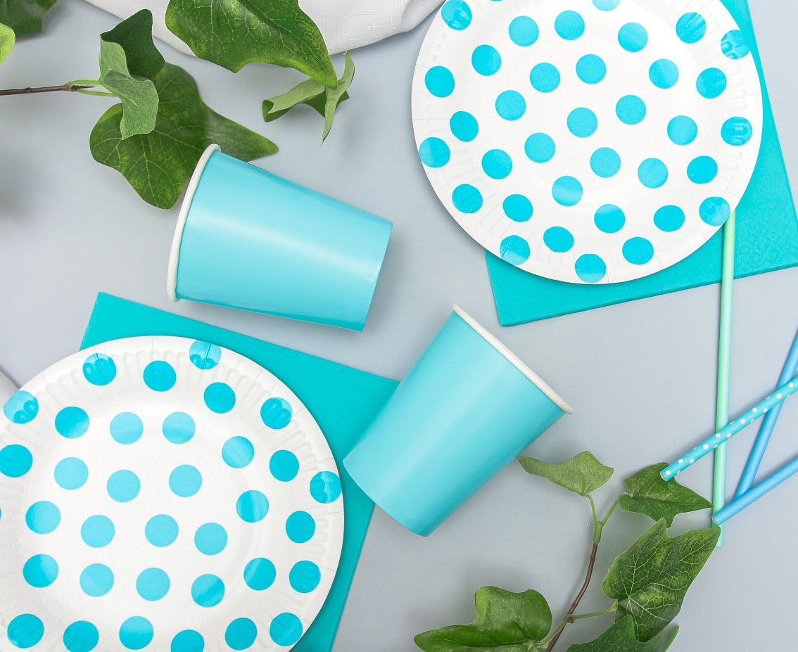 Paper cups, light blue solid colour, 270 ml / 14 pcs. EOL