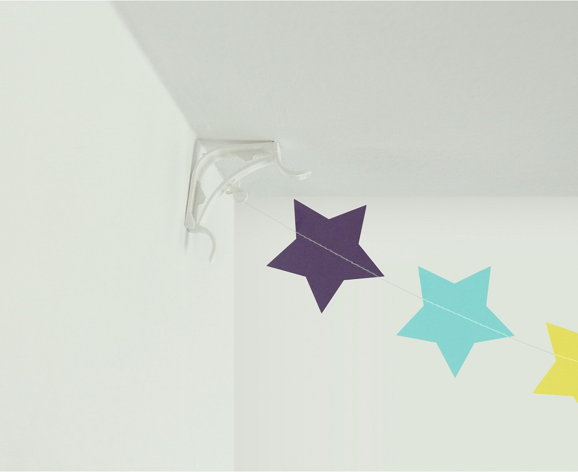 Garland wall hangers, 2 pcs EOL