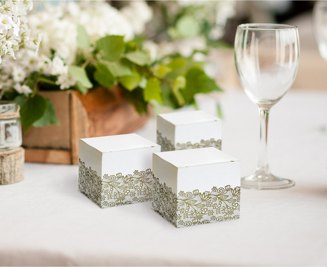 Cake paper boxes W&C, gold printing, 5x5x5 cm, 6 pcs EOL