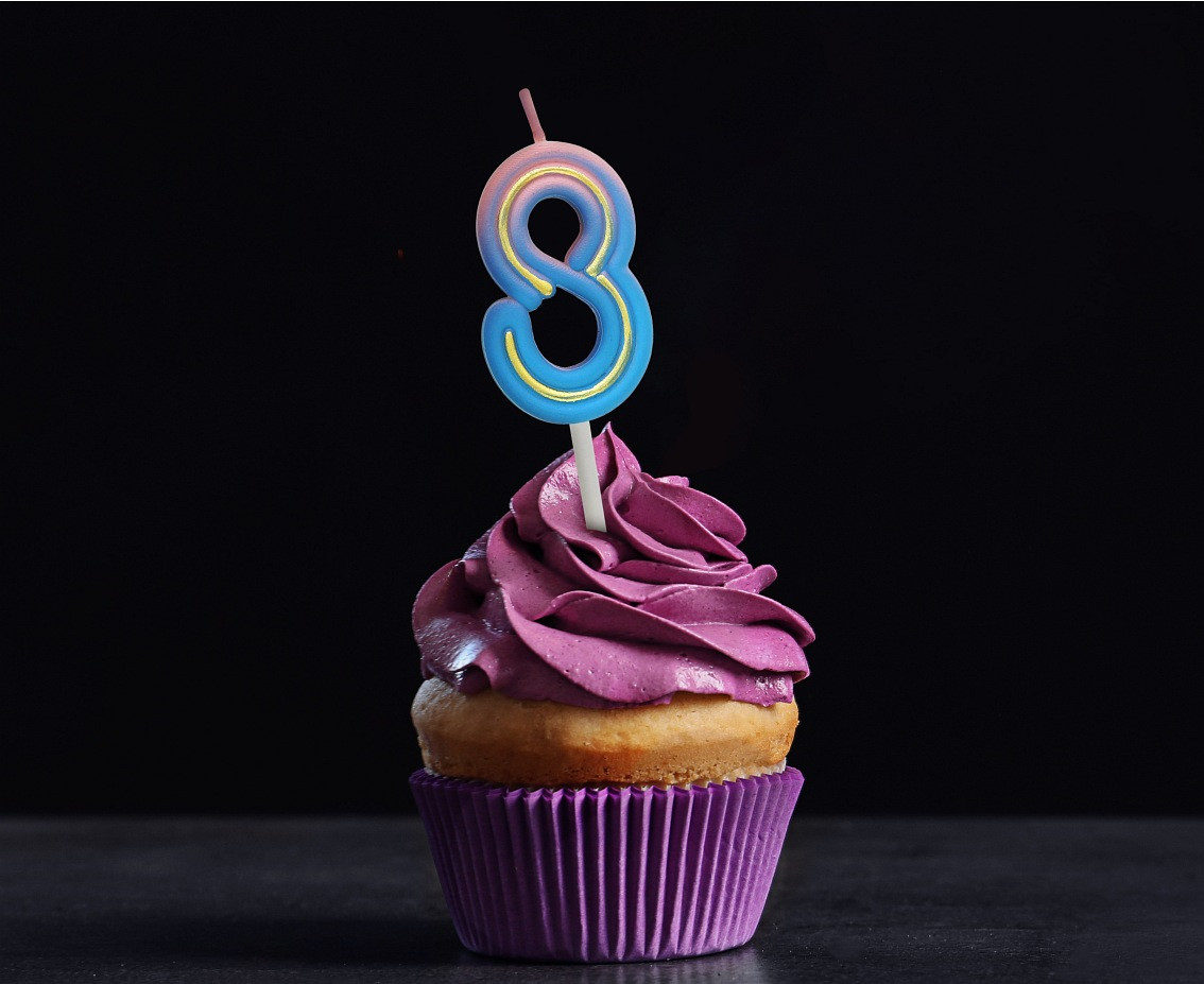Number candle Neon 8,  total length 8 cm