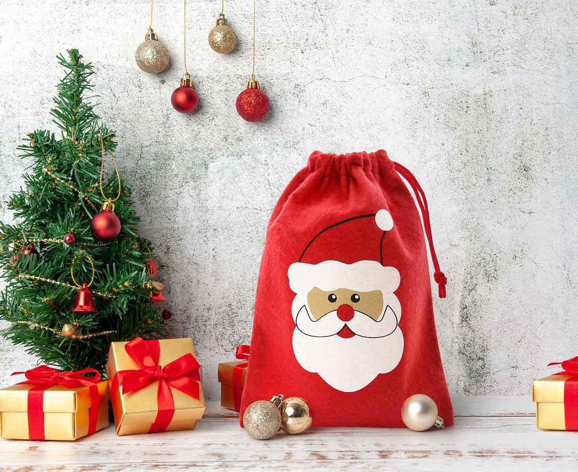 XMas sack Santa, red, size 18x24 cm