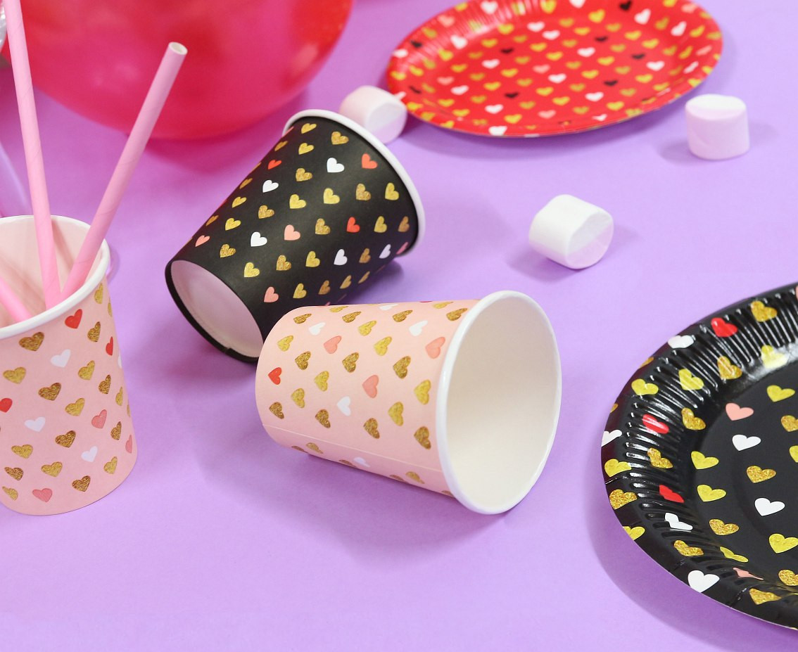Paper cups XOXO collection (pink), 250 ml/ 6 pcs. EOL