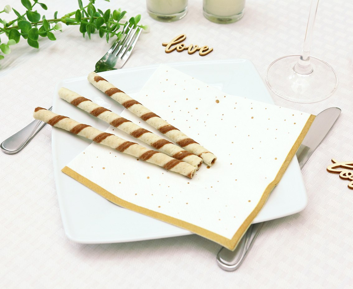 Paper napkins Celebrate (gold), 33x33 cm/ 20 pcs. EOL