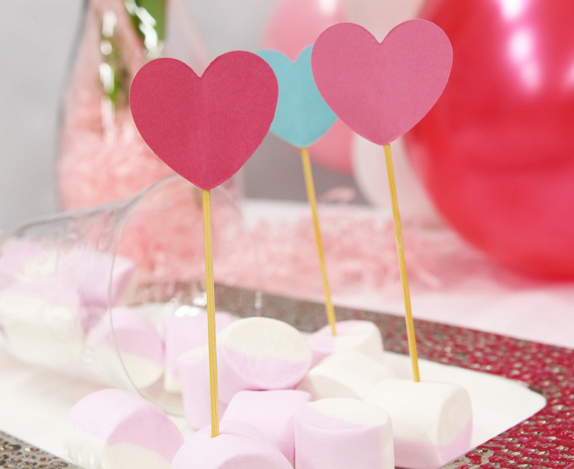 Picks Love is in the air - 3D hearts, 6 pcs