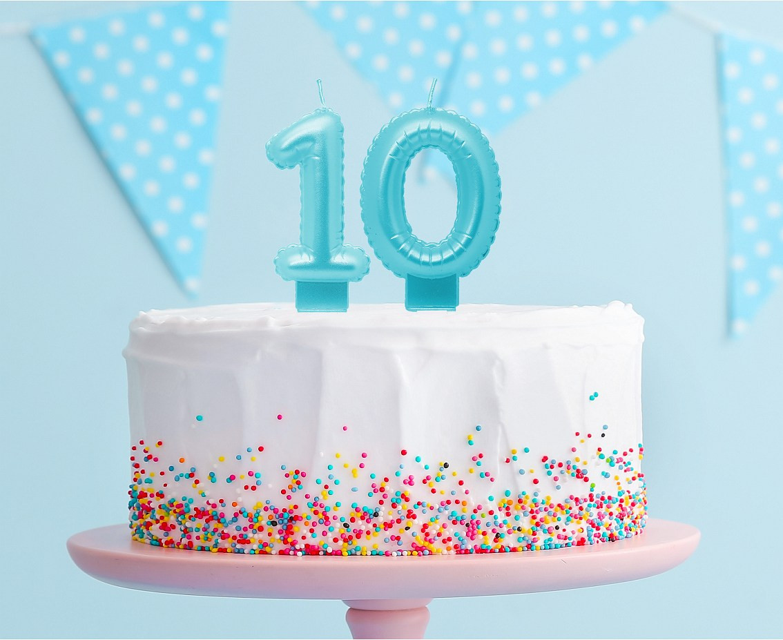 Candle digit 0, pearly light blue, 7 cm EOL