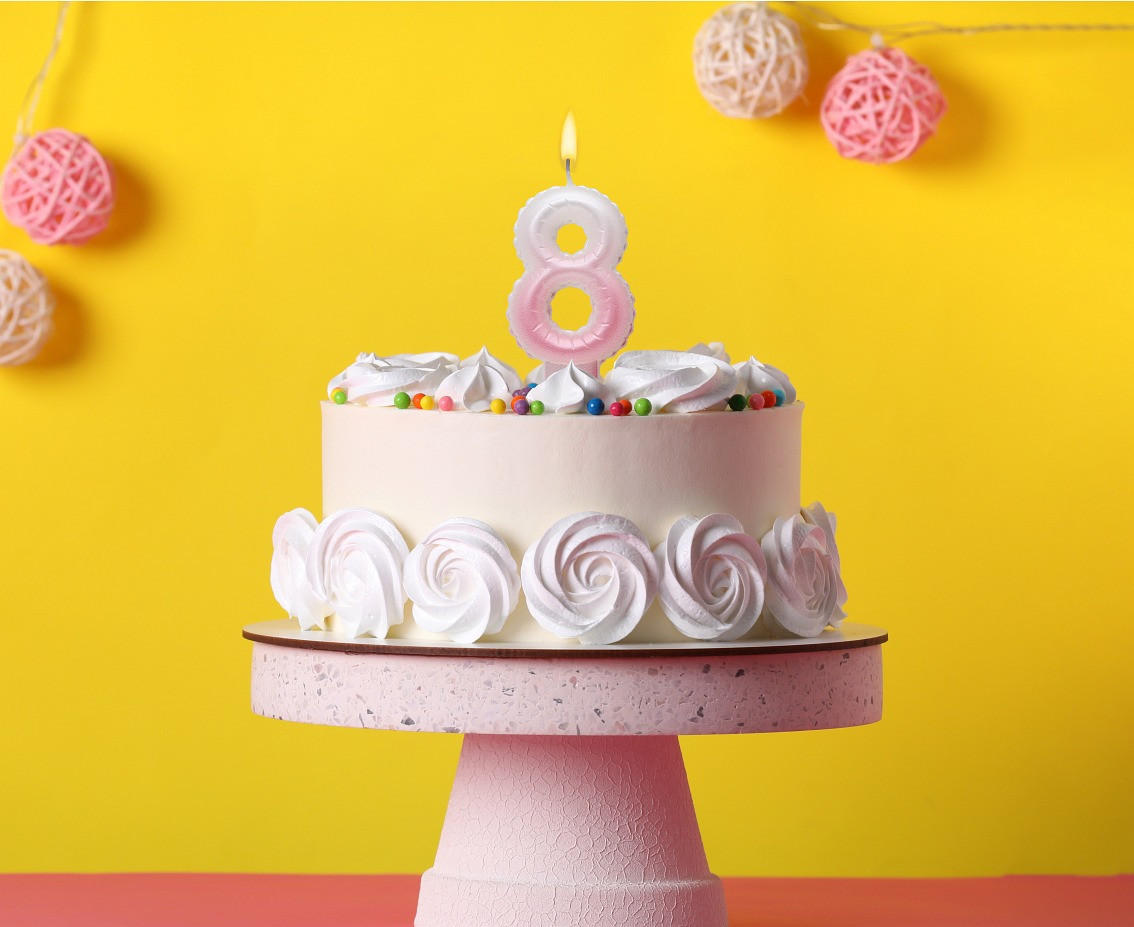 Candle digit 8, ombre, pearly white-pink, 7 cm EOL