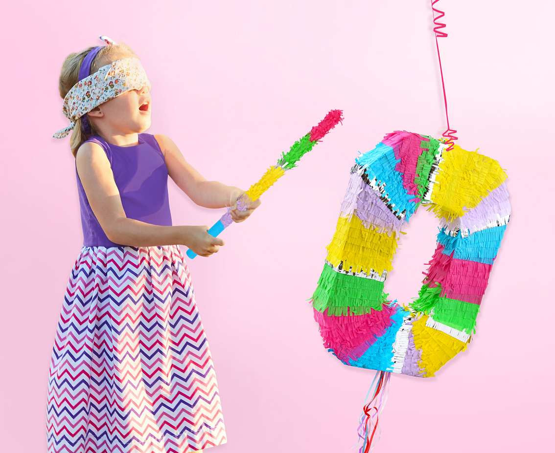 Pinata digit "0", pastel, size 50x35x7.5 cm
