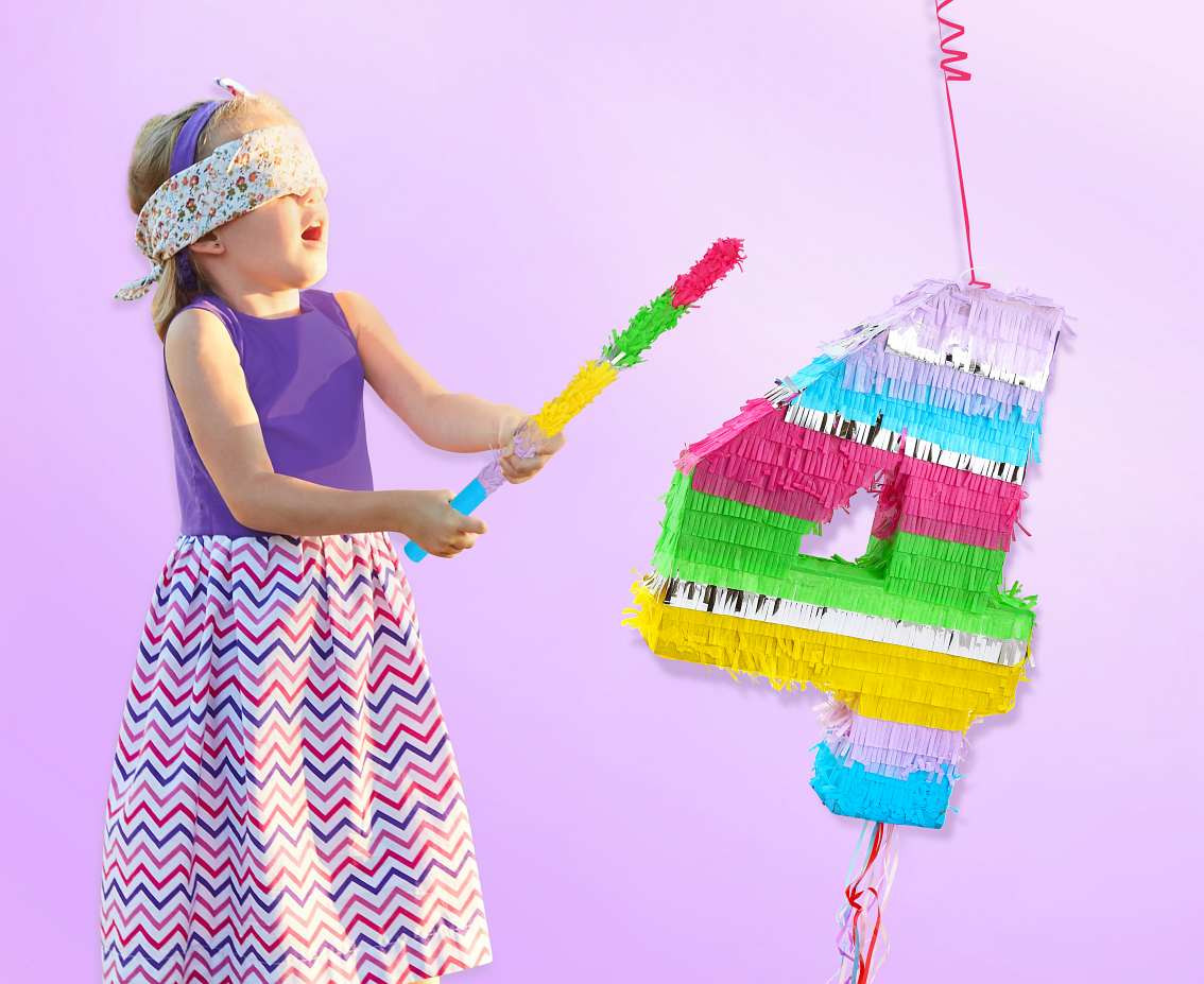 Pinata digit "4", pastel, size 50x35x7.5 cm