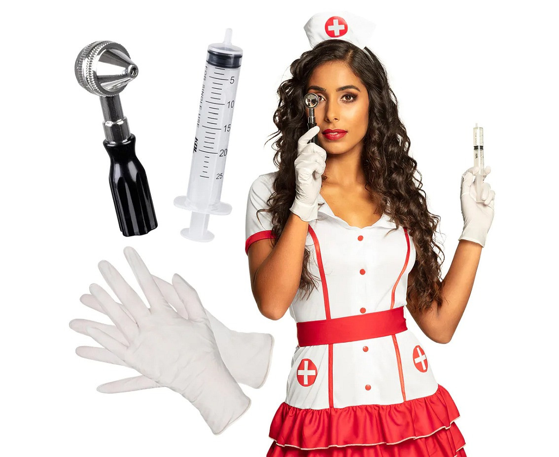 Medical kit (gloves, syringe, otoscope)