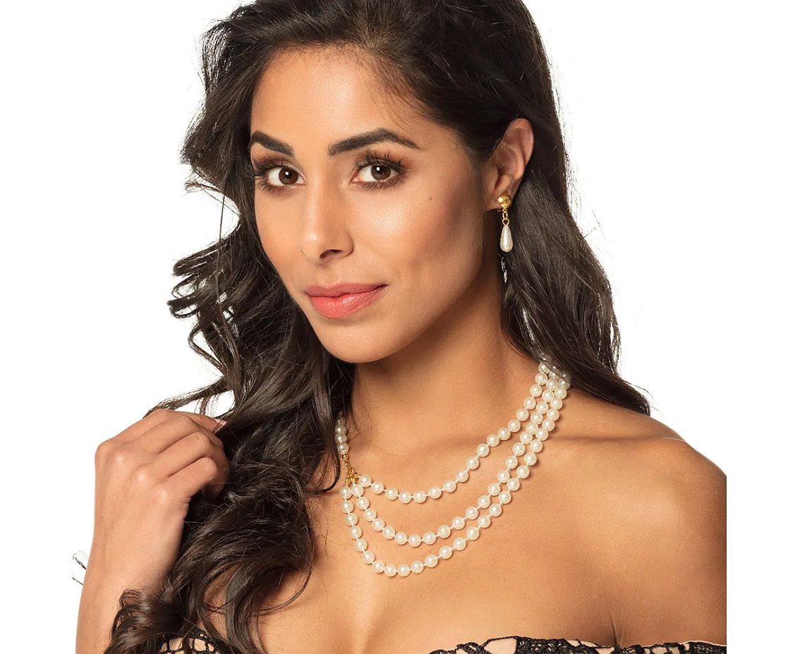 Jewel set Pearl (earrings, necklace)