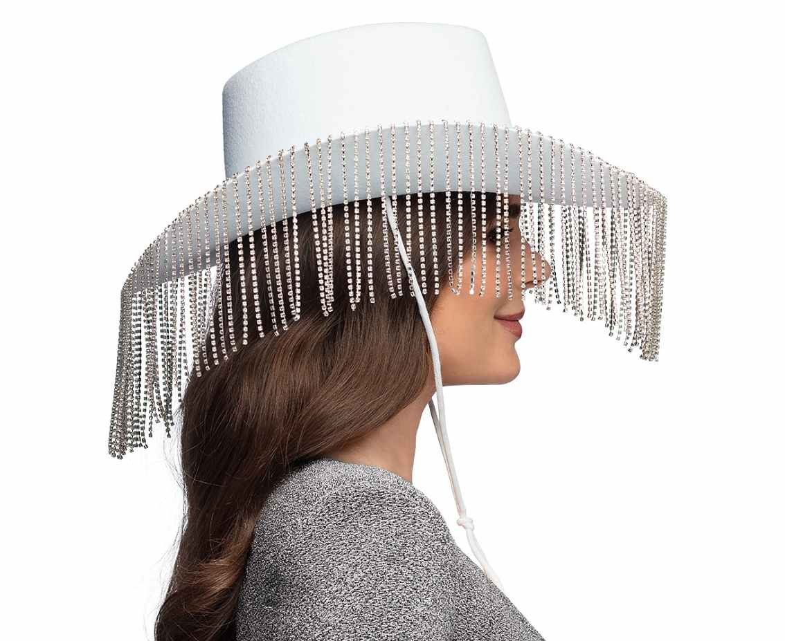 Hat show girl, white