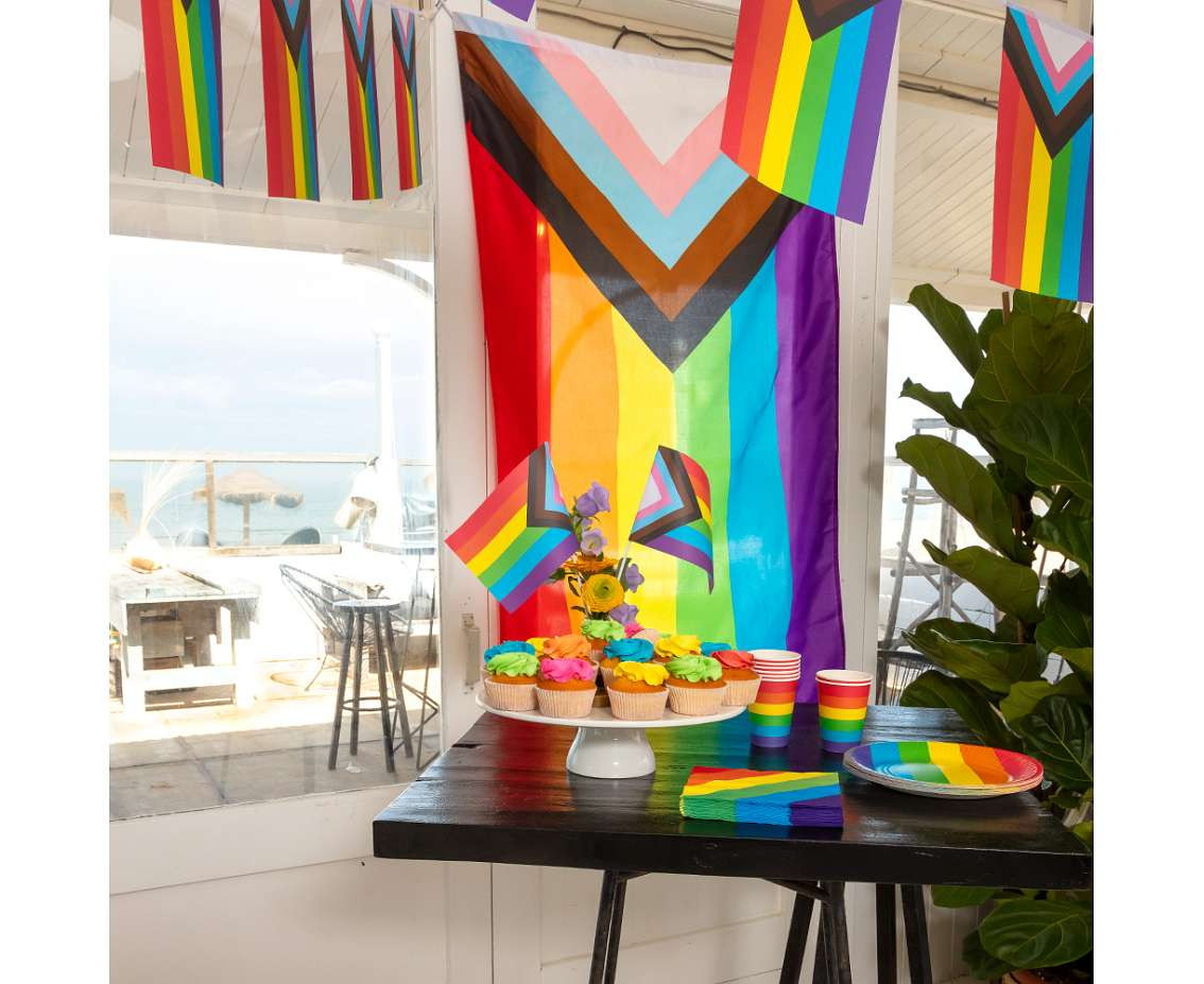 Rainbow paper plates, 23 cm, 8 pcs.