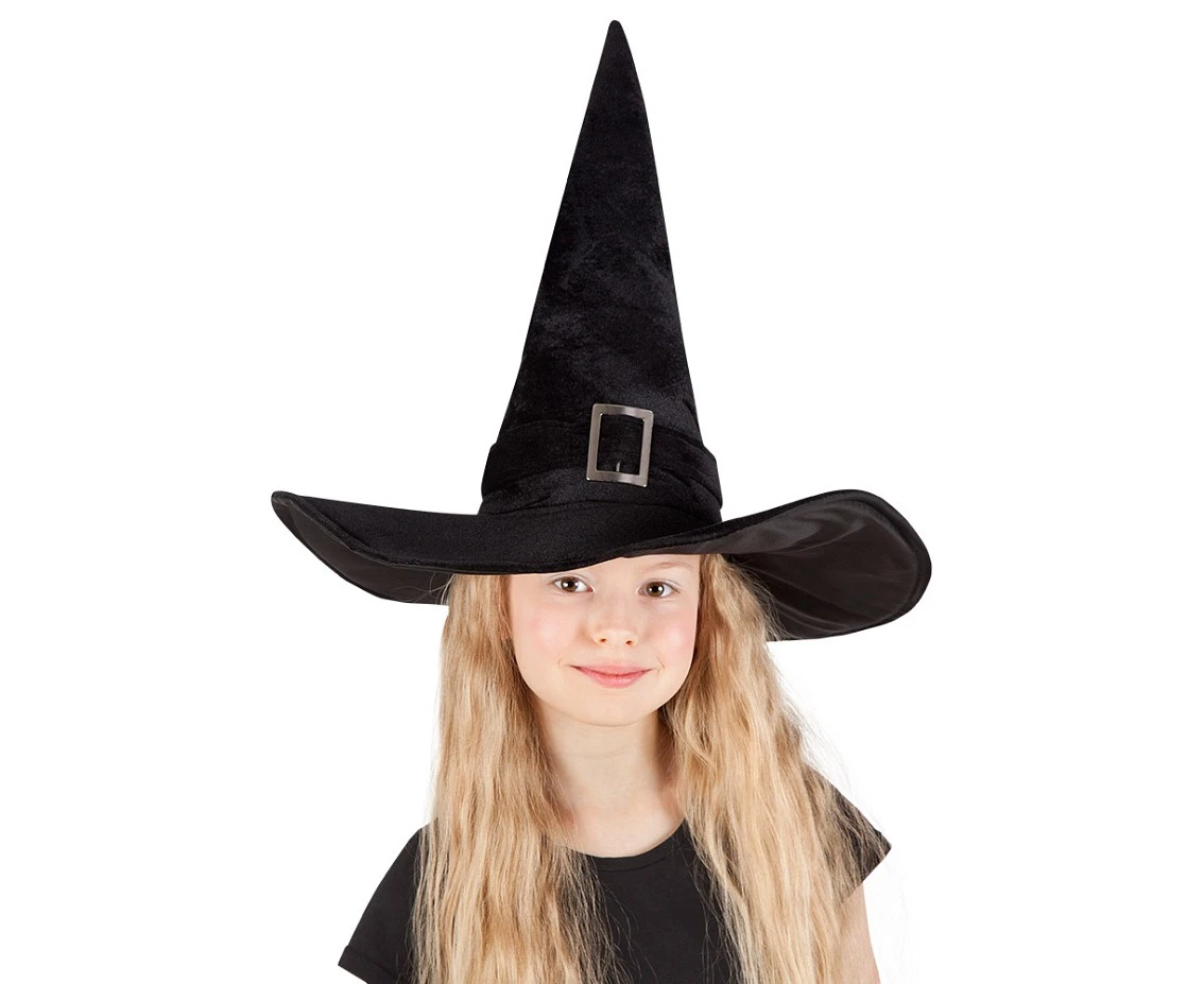 Hat witch Kendra for kids