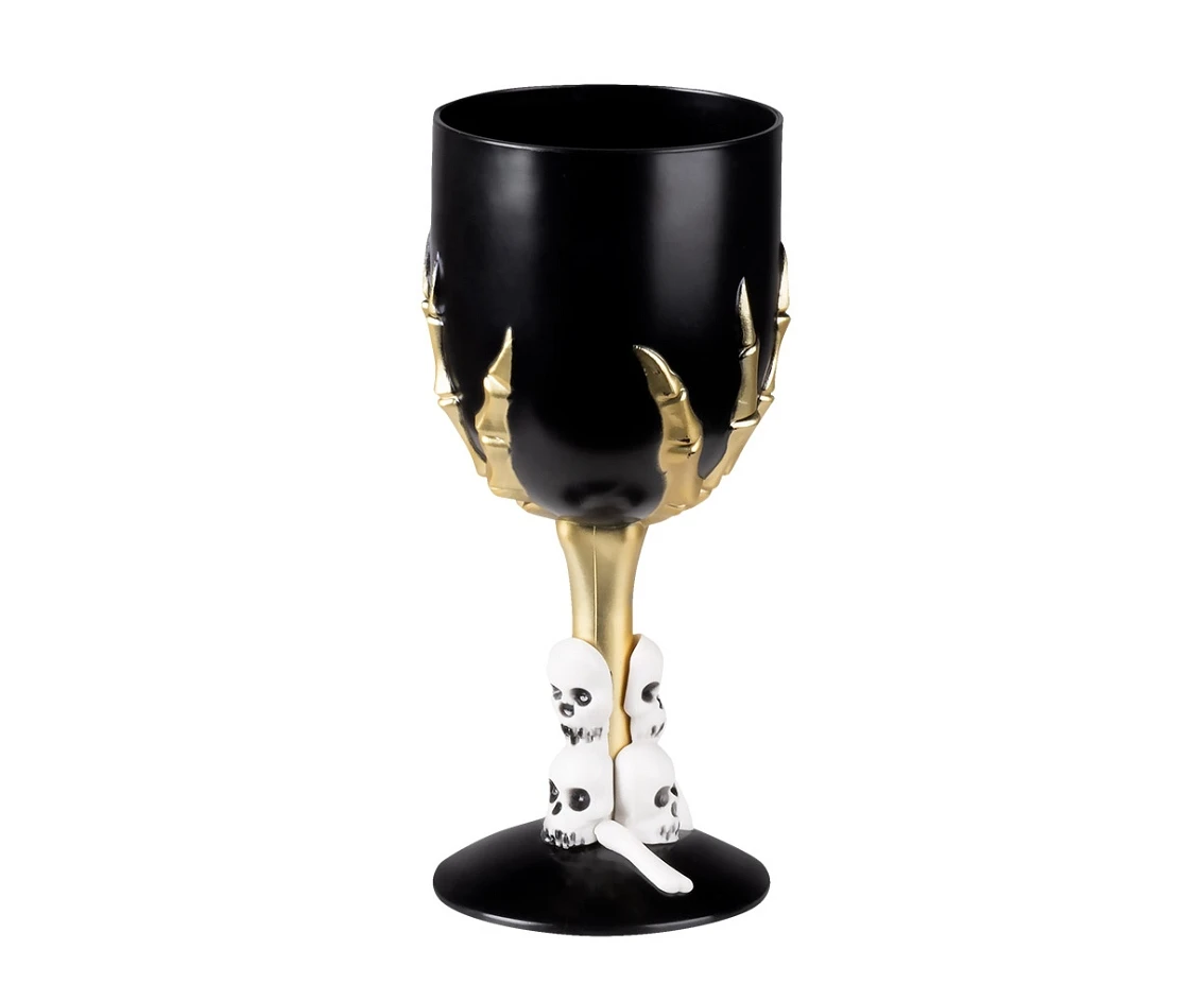 Plastic cup with skulls