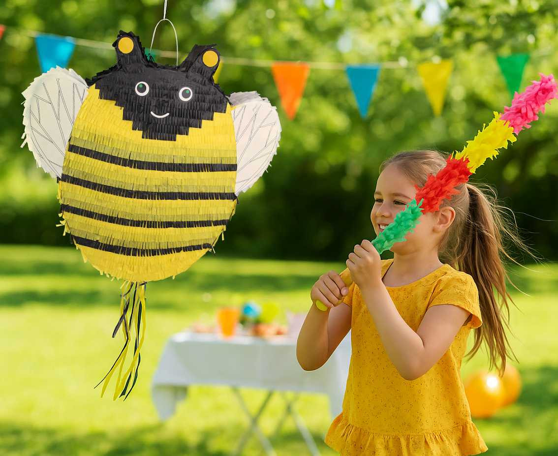 Bee Pinata, 43.5x7.5x45cm