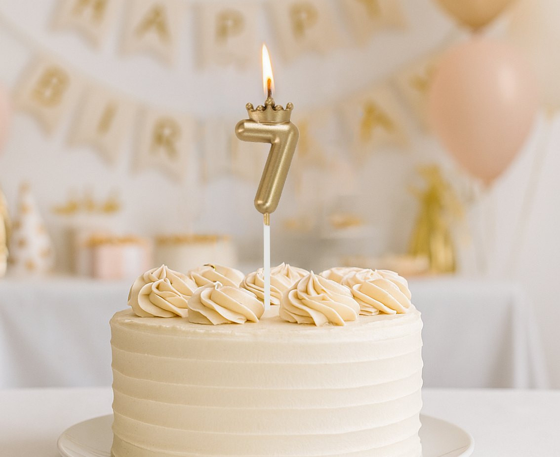 Number 7 Candle, with Crown, Champagne Gold, total length 12 cm
