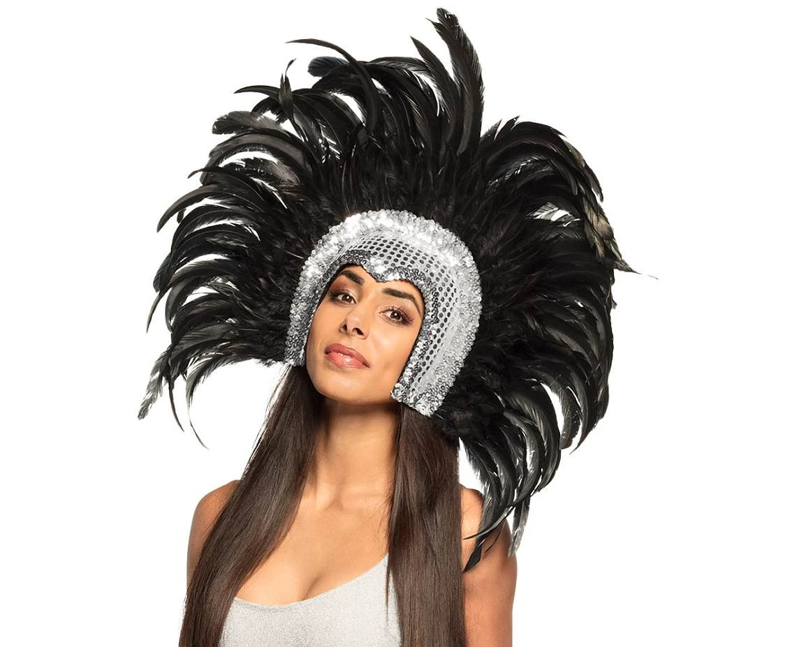 Dancer''s helmet silver, with black feathers
