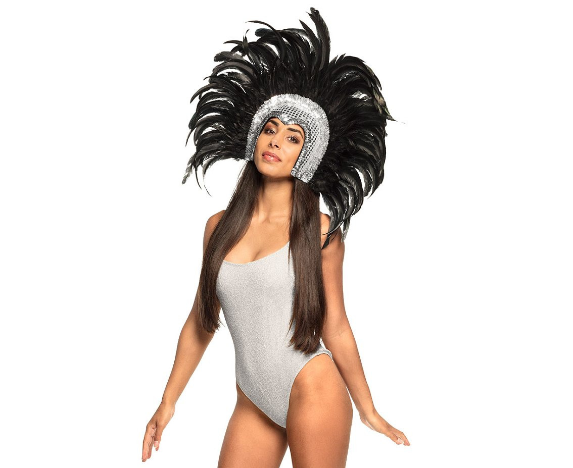 Dancer''s helmet silver, with black feathers