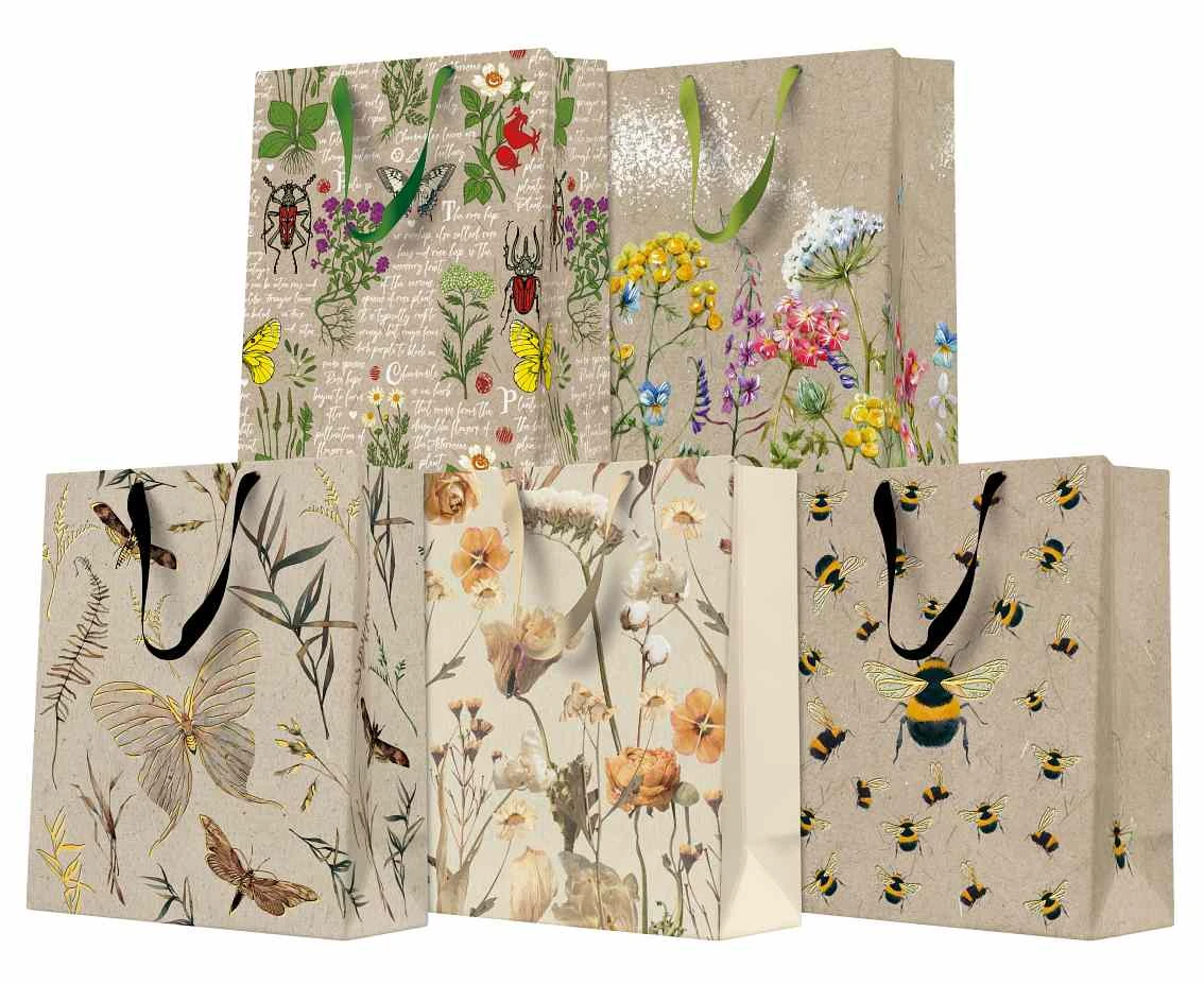 Gift bag, mix of patterns, 20x25x10 cm, 10 pcs